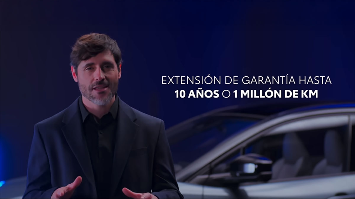Análisis en profundidad del nuevo Toyota C-HR+: Un enfoque eléctrico y tecnológico en el mercado automotriz
