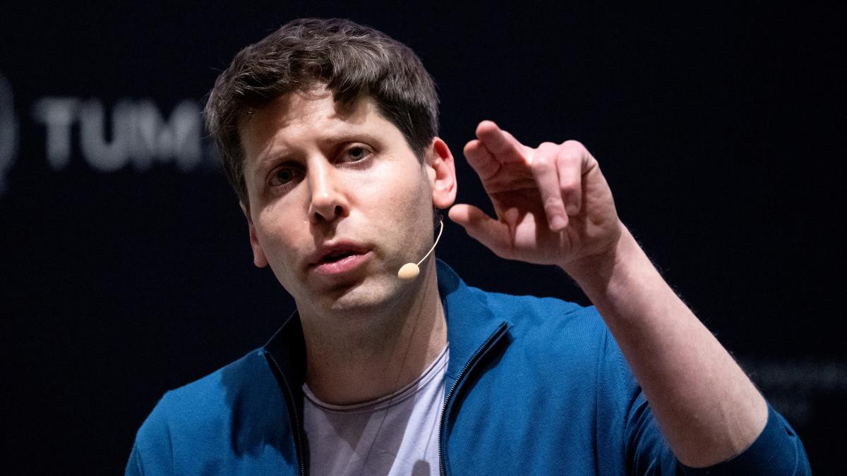 Sam Altman reconoce que subestimó la inercia empresarial: "La economía tiene mucha más resistencia al cambio de lo que pensábamos"