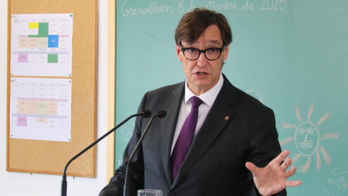 La Educación Catalana al Borde: Illa Pide Tregua Ante Nueva Huelga de Profesores en el Inicio de Curso