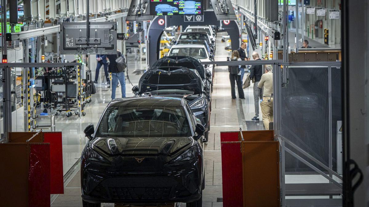 Volkswagen ejecuta su plan de transformación más radical: hasta 50.000 despidos y revisión del futuro de Seat mientras la incertidumbre acecha sobre Martorell